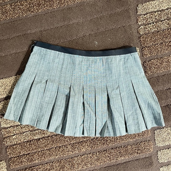 guess jeans pleated skirt size 31 in grey - Picture 7 of 7